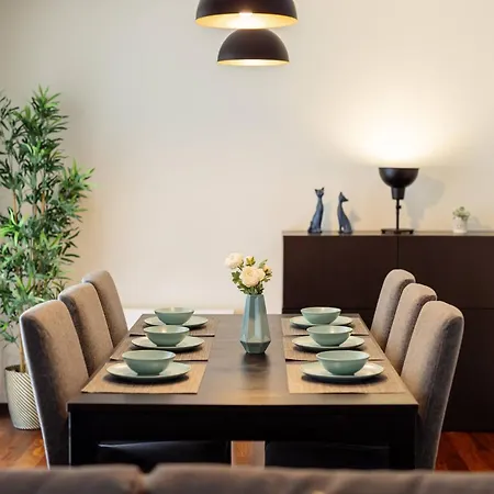 Modern Cedofeita By Hosty