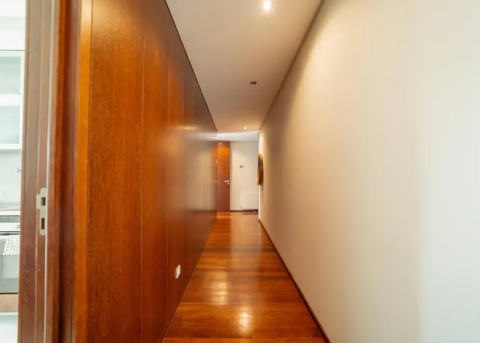 Modern Cedofeita By Hosty Appartement Oporto